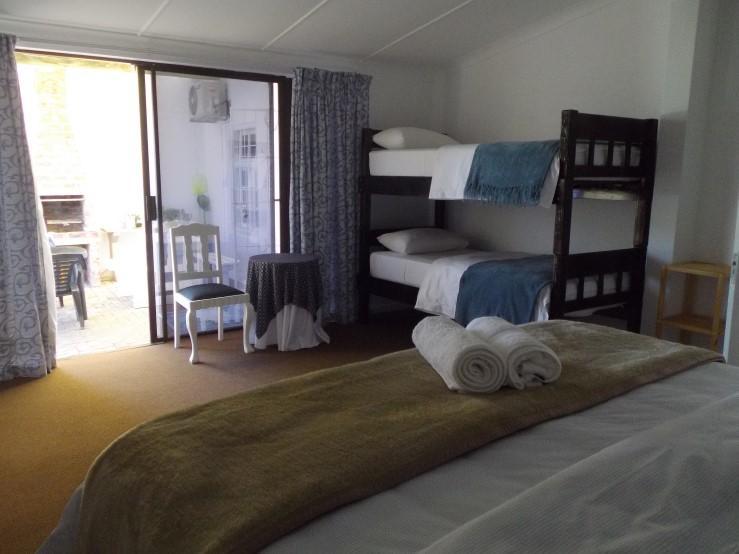Breeze Inn Guesthouse Kidd's Beach Екстер'єр фото